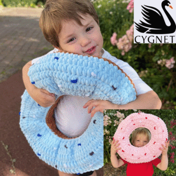 Cygnet Scrumpalicious CY1732 Donut Pillow Crochet Kit