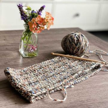 Shetland Snood Yarn Kit (1 ball) by @sweetpeafamilycrochet  + FREE PATTERN